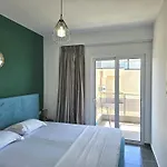 Christine Sunny Corne 004 * Saranda