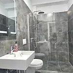 Christine Sunny Corne 004 Appartement *