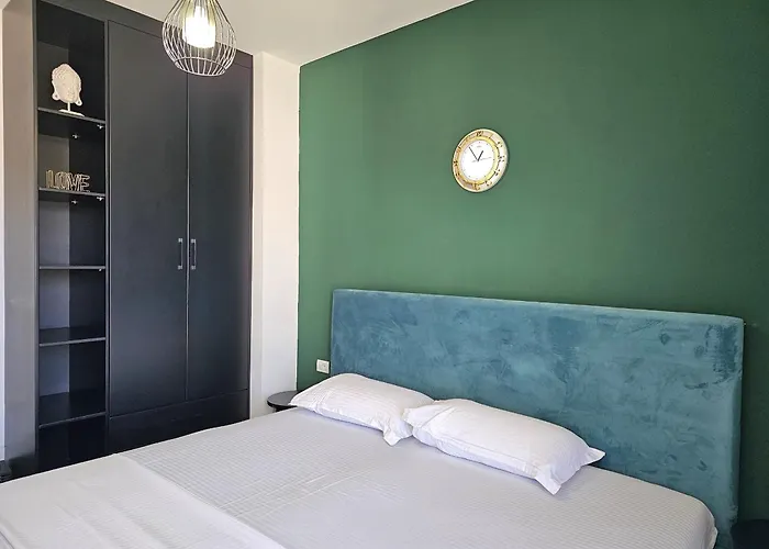 Christine Sunny Corne 004 Apartmán